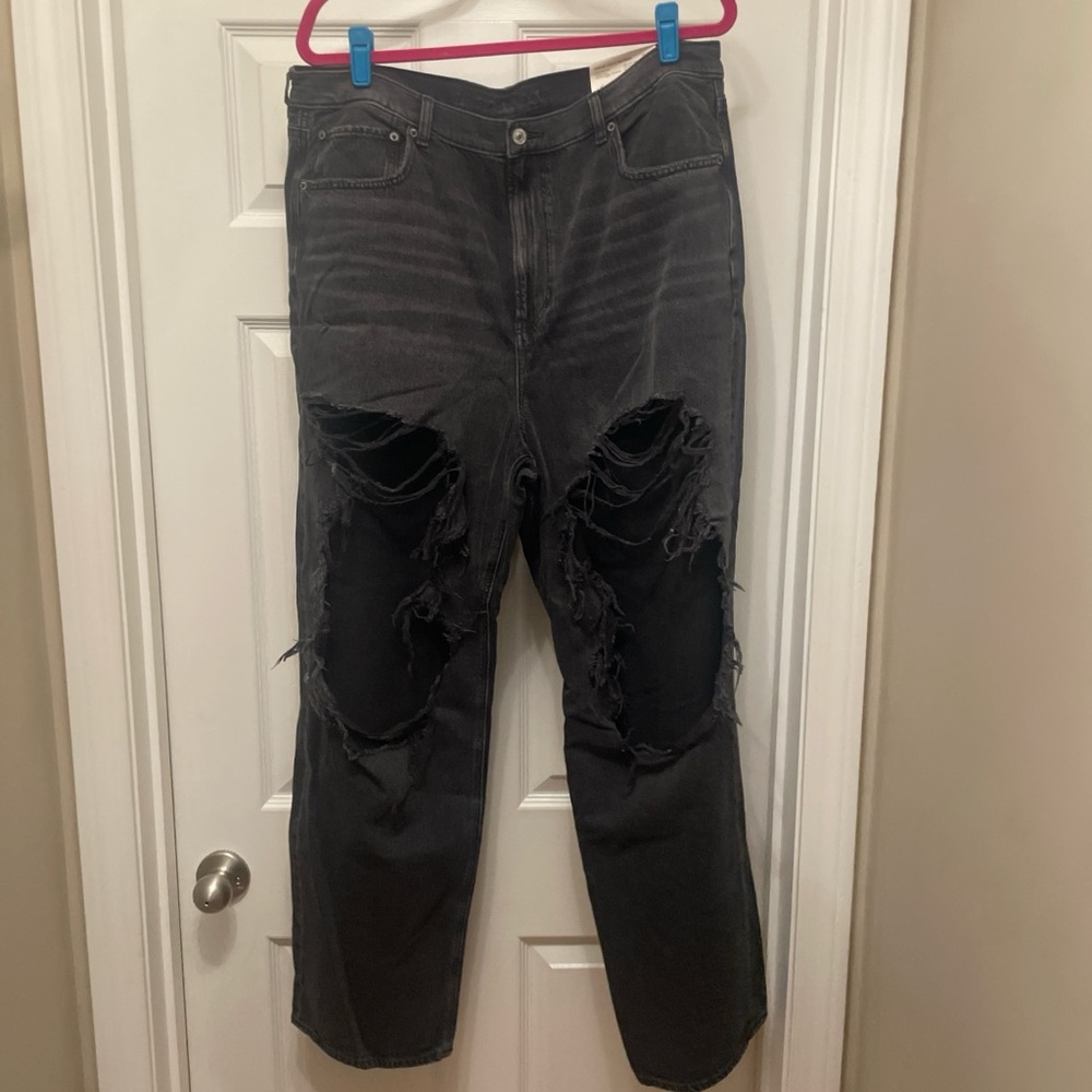 H&M women’s super Distressed Black Jeans 18 nwt grunge 90s ripped